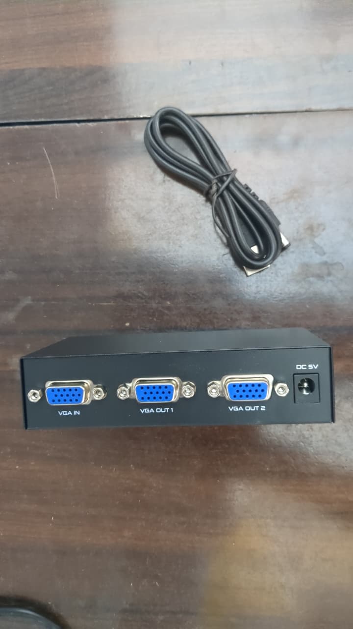 Ad Net 2 Port VGA Splitter 200MHz 1 In 2 Out Video Splitter